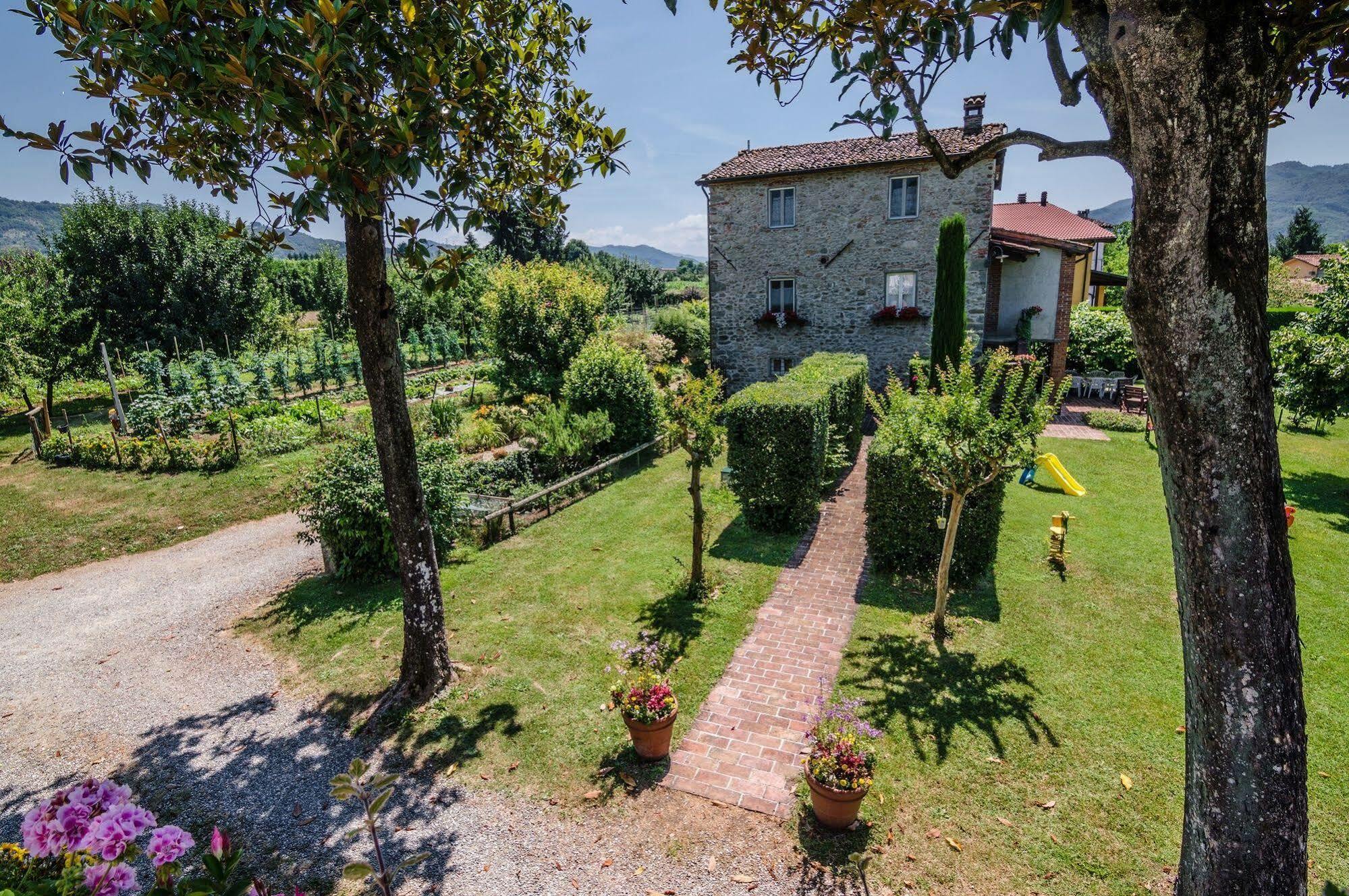Agriturismo Chioi Barga Luaran gambar