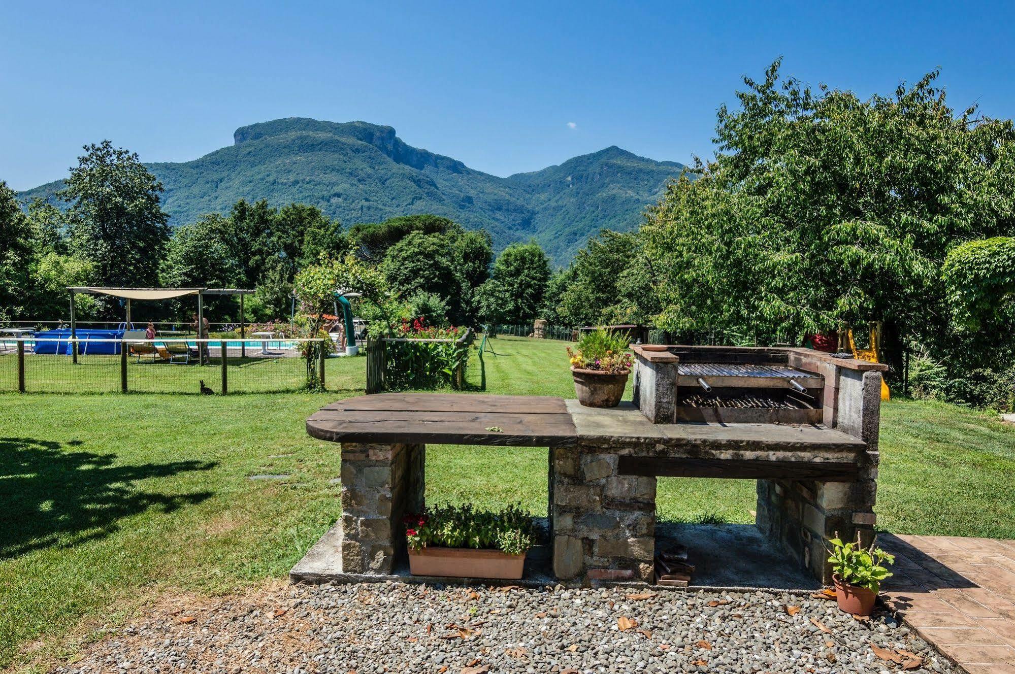 Agriturismo Chioi Barga Luaran gambar
